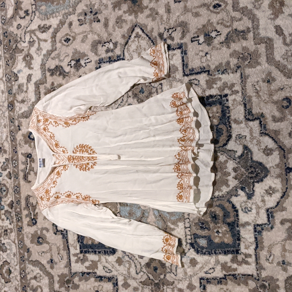 Embroidered blouse